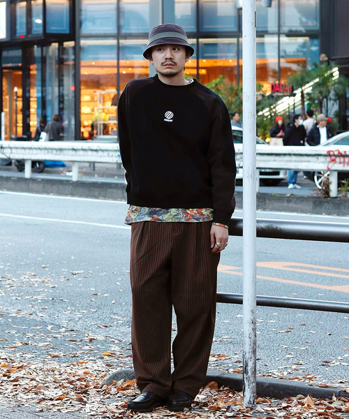 WISM（ウィズム）の「Metalwood Studio / メタルウッド スタジオ ELASTIC WAIST BAGGY PANT（その他パンツ・メンズ・チョコ/グレー・MEDIUM/SMALL）」の5枚目の写真