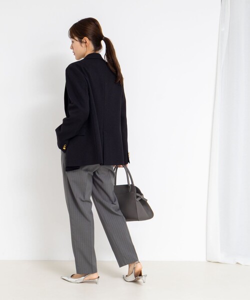 NOLLEY’S（ノーリーズ）の「《セットアップ対応》ウォッシャブルタックテーパードパンツ（その他パンツ・レディース・グレー系その他/ネイビー・38/36）」の14枚目の写真