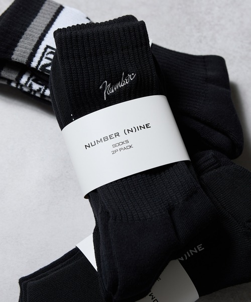 NUMBER (N)INE（ナンバーナイン）の「100% FINE COTTON EMBROIDERY CLASSIC LOGO 2 PACK RIB CREW SOCKS / ファイン コットン100% ワンポイント ロゴ刺繍 2パック リブ クルー ソックス（ソックス/靴下・メンズ・ホワイト/ブラック・25cm～27cm）」の7枚目の写真