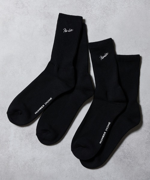 NUMBER (N)INE（ナンバーナイン）の「100% FINE COTTON EMBROIDERY CLASSIC LOGO 2 PACK RIB CREW SOCKS / ファイン コットン100% ワンポイント ロゴ刺繍 2パック リブ クルー ソックス（ソックス/靴下・メンズ・ホワイト/ブラック・25cm～27cm）」の8枚目の写真