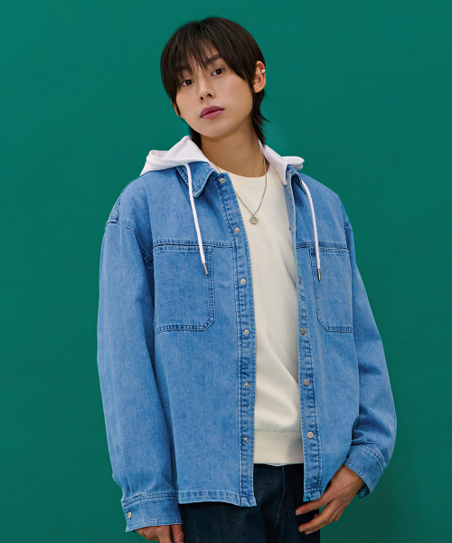 CHASECULT(チェイスカルト)の「ユニセックスフード取り外しデニムシャツ-ブルー(シャツ/ブラウス・メンズ・スカイブルー・90/100/95/105)」の3枚目の写真