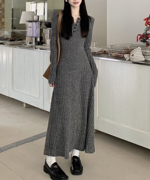 SHEPP（シープ）の「ヘンリーデザイン リブニットロングワンピース（ワンピース・レディース・ブラック/ベージュ/グレー・L/M）」の9枚目の写真