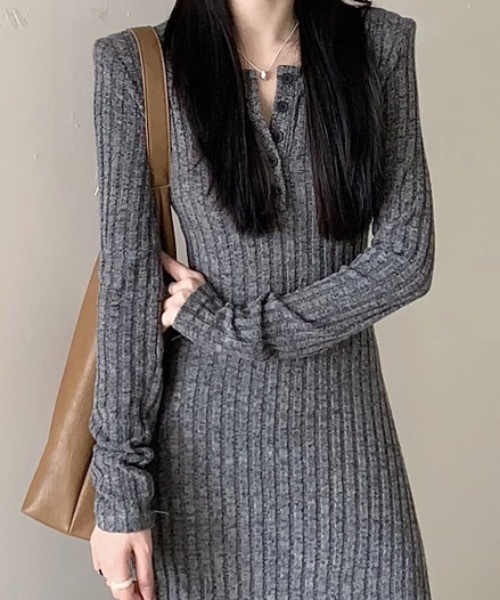 SHEPP（シープ）の「ヘンリーデザイン リブニットロングワンピース（ワンピース・レディース・ブラック/ベージュ/グレー・L/M）」の12枚目の写真