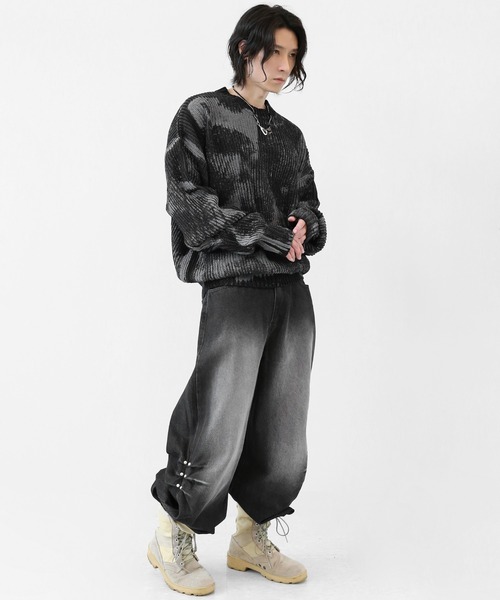 minsobi（ミンソビ）の「リベットタックバギーデニム（デニムパンツ・メンズ・ブラック・FREE）」の11枚目の写真