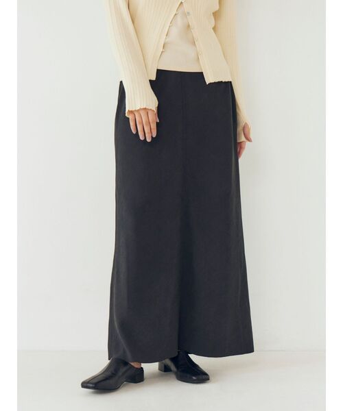 Ungrid(アングリッド)の「ピーチ起毛フィットフレアスカート(スカート・レディース・チャコールグレー/イエロー/オレンジ・SMALL/MEDIUM)」の2枚目の写真