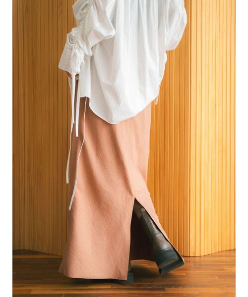 Ungrid(アングリッド)の「ピーチ起毛フィットフレアスカート(スカート・レディース・チャコールグレー/イエロー/オレンジ・SMALL/MEDIUM)」の21枚目の写真