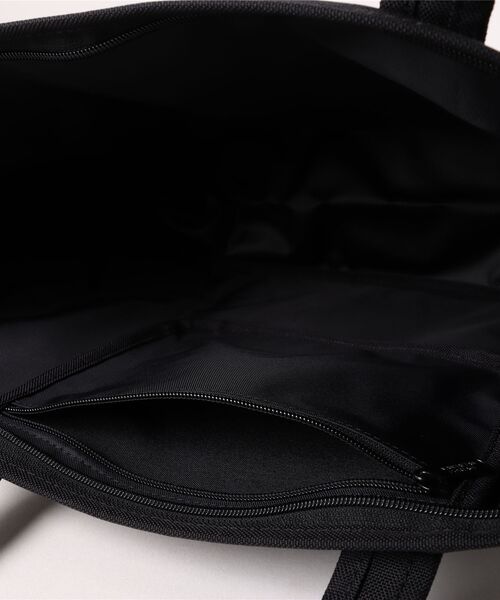 Manhattan Portage（マンハッタンポーテージ）の「TOMPKINS TOTE BAG (MD) Pokemon 25（トートバッグ・メンズ・ブラック・MEDIUM）」の19枚目の写真