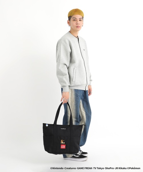Manhattan Portage（マンハッタンポーテージ）の「TOMPKINS TOTE BAG (MD) Pokemon 25（トートバッグ・メンズ・ブラック・MEDIUM）」の13枚目の写真