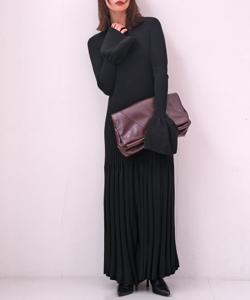 AKTE タイトニットワンピース AKTE（アクテ）の「≪Special Price≫サムホールカラーネップニット