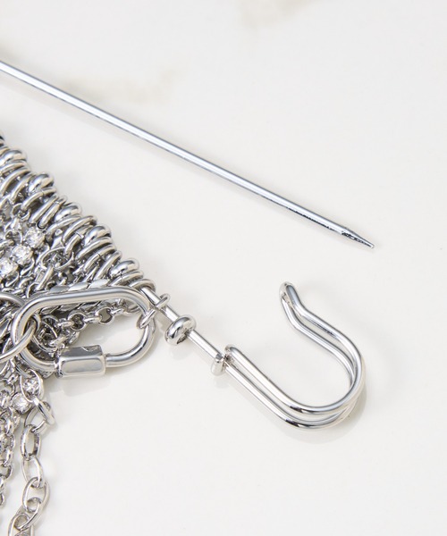 COLLAGE GALLARDAGALANTE（コラージュガリャルダガランテ）の「PAPILLONNER/チャームブローチ/セレモニー（ブローチ/コサージュ・レディース・シルバー/ゴールド・FREE）」の4枚目の写真