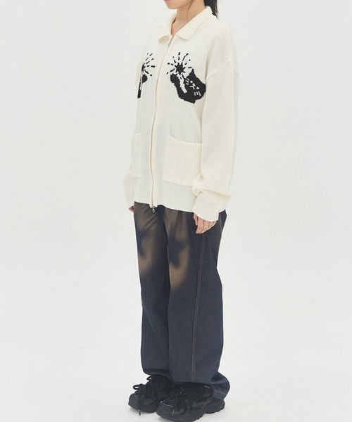 Video Jockey(ビデオジョッキー)の「【UNISEX】VIDEO JOCKEY/Star Cat ZIPUP(ニット/セーター・レディース・アイボリー/ブラック・SMALL/MEDIUM)」の6枚目の写真