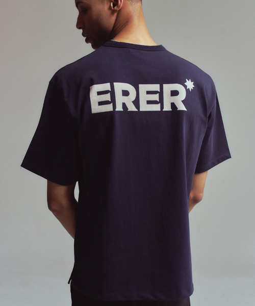 ERER（エルエル）の「[UN] ベーシックロゴTシャツ ネイビー（Tシャツ/カットソー・レディース・ネイビー・1/2/3）」の4枚目の写真