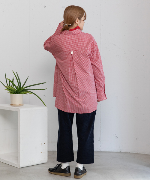 POU DOU DOU（プードゥドゥ）の「くっつきポケットレギュラーシャツ（シャツ/ブラウス・レディース・ブルー/レッド・M）」の20枚目の写真