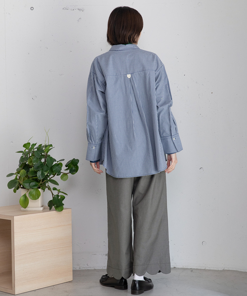 POU DOU DOU（プードゥドゥ）の「くっつきポケットレギュラーシャツ（シャツ/ブラウス・レディース・ブルー/レッド・M）」の6枚目の写真