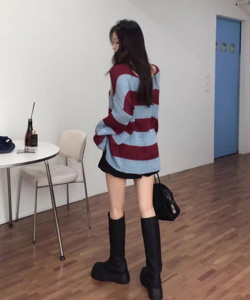 .KOM（ドットコム）の「A'GEM/9 × .kom 『.KOM/ドットケーオーエム』 Border Knit Top/【Y2K】2WAYボーダーニットトップ（ニット/セーター・レディース・ブラック/レッド・FREE）」の16枚目の写真