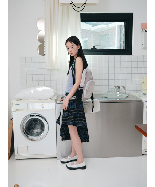 MUWM(ムウム)の「ネストスリングバックパック Nest Sling Backpack (グレー)(バックパック/リュック・レディース・その他・FREE)」の4枚目の写真
