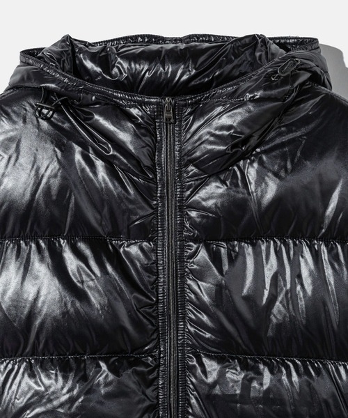 HERNO(ヘルノ)の「HERNO NYLON ULTRALIGHT DOWN JACKET ヘルノ ナイロン ウルトラライト ダウンジャケット(ダウンジャケット/コート・メンズ・ネイビー/ブラック・50/48/46/52)」の5枚目の写真