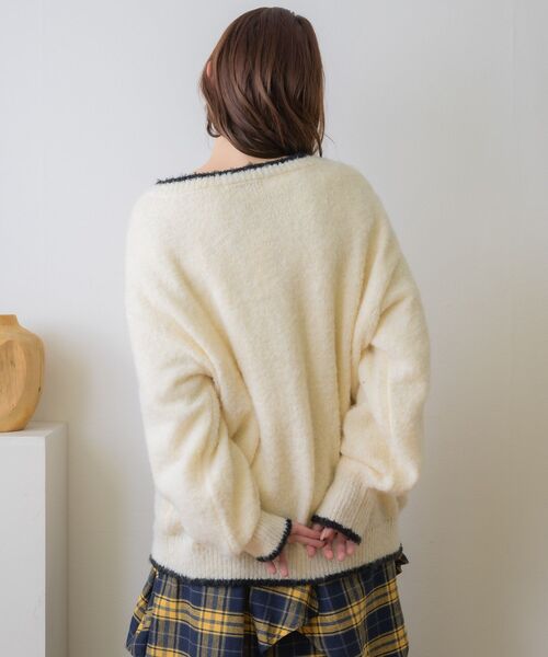 RETRO GIRL（レトロガール）の「バイカラーBIGカーデ（カーディガン/ボレロ・レディース・ブルー/ナチュラル/ブラウン/ライトグレー・FREE）」の5枚目の写真