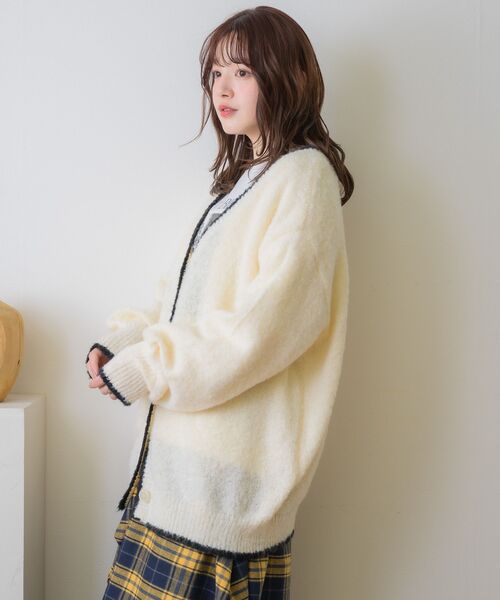 RETRO GIRL（レトロガール）の「バイカラーBIGカーデ（カーディガン/ボレロ・レディース・ブルー/ナチュラル/ブラウン/ライトグレー・FREE）」の6枚目の写真