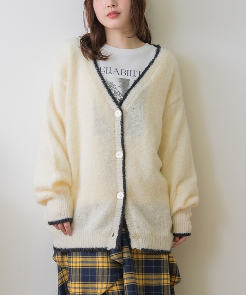 RETRO GIRL（レトロガール）の「バイカラーBIGカーデ（カーディガン/ボレロ・レディース・ブルー/ナチュラル/ブラウン/ライトグレー・FREE）」の4枚目の写真