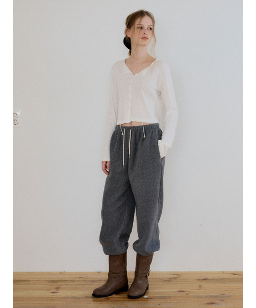 OMNIPOTENT（オムニポテント）の「omn Belt Boots _2Colors（ブーツ・レディース・ブラック/ブラウン・24cm/24.5cm/25cm/23cm/23.5cm）」の5枚目の写真