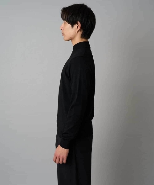 a.v.v（アーヴェヴェ）の「【洗える】14ゲージスマートモックネックニット〈ON/OFF SERIES〉（ニット/セーター・メンズ・ブラック/ミント・46/48）」の22枚目の写真