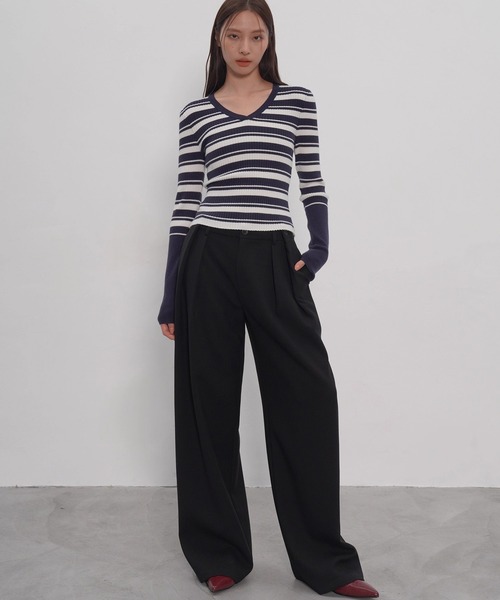 EIGHTHMONTH(エイスマンス)の「Vネックボーダーリブニット EM25a148【EIGHTHMONTH】(Tシャツ/カットソー・レディース・ネイビー・M/S)」の4枚目の写真