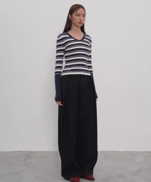 EIGHTHMONTH(エイスマンス)の「Vネックボーダーリブニット EM25a148【EIGHTHMONTH】(Tシャツ/カットソー・レディース・ネイビー・M/S)」の6枚目の写真