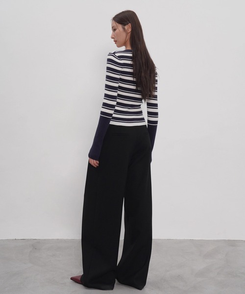 EIGHTHMONTH(エイスマンス)の「Vネックボーダーリブニット EM25a148【EIGHTHMONTH】(Tシャツ/カットソー・レディース・ネイビー・M/S)」の7枚目の写真