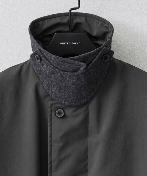 UNITED TOKYO（ユナイテッドトウキョウ）の「【数量限定】×EX LIGHT DOLPHIN PADDED COAT（ダウンジャケット/コート・メンズ・ブラック/ダークグレー・1/2）」の3枚目の写真