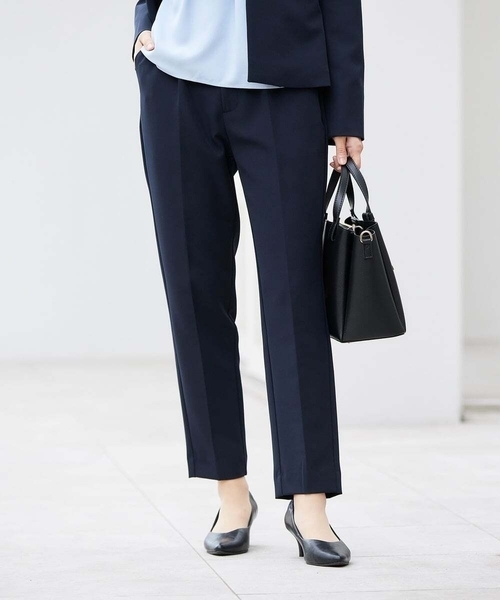a.v.v（アーヴェヴェ）の「【洗える/ストレッチ/セットアップ対応】ダブルクロステーパードパンツ（その他パンツ・レディース・グレー系その他/ブラック/ネイビー・34/38/36/40/42）」の5枚目の写真