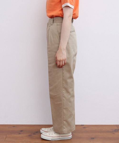 My Fav. CHILD WOMAN（マイファブチャイルドウーマン）の「ヴィンテージチノクロス センタープレスパンツ（チノパンツ・レディース・ベージュ系その他・38/36）」の15枚目の写真