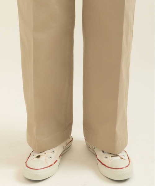 My Fav. CHILD WOMAN（マイファブチャイルドウーマン）の「ヴィンテージチノクロス センタープレスパンツ（チノパンツ・レディース・ベージュ系その他・38/36）」の15枚目の写真