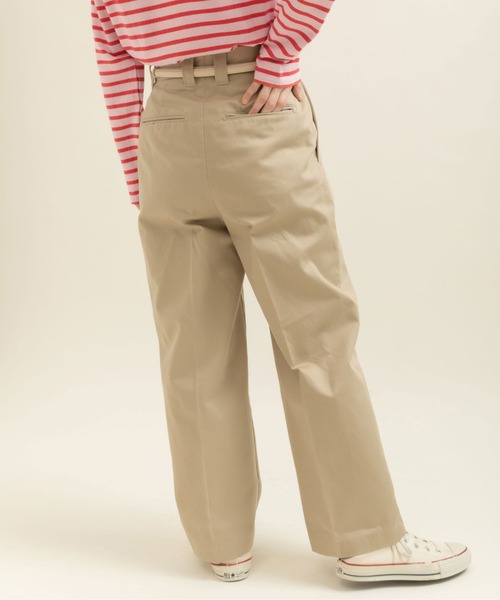 My Fav. CHILD WOMAN(マイファブチャイルドウーマン)の「ヴィンテージチノクロス センタープレスパンツ(チノパンツ・レディース・ベージュ系その他・38/36)」の22枚目の写真