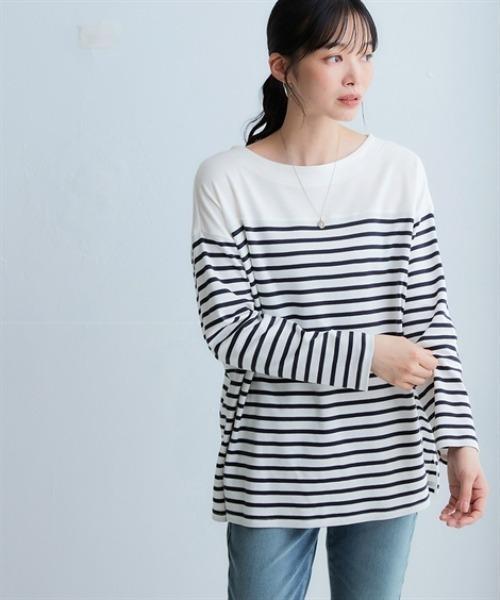 nissen(ニッセン)の「綿100%スムースパネル風ボーダーカットソートップス<大きいサイズ有>(Tシャツ/カットソー・レディース・ライトグレー系/ホワイト×ピンク/ホワイト×グリーン/ホワイト×ネイビー/ホワイト系その他・S/M/L/LL/3L)」の1枚目の写真