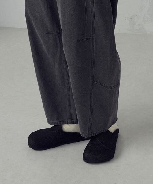 ONIGIRI（オニギリ）の「デニムカービーパンツ / セットアップ対応（デニムパンツ・レディース・サックスブルー/グレー・LARGE/MEDIUM）」の19枚目の写真