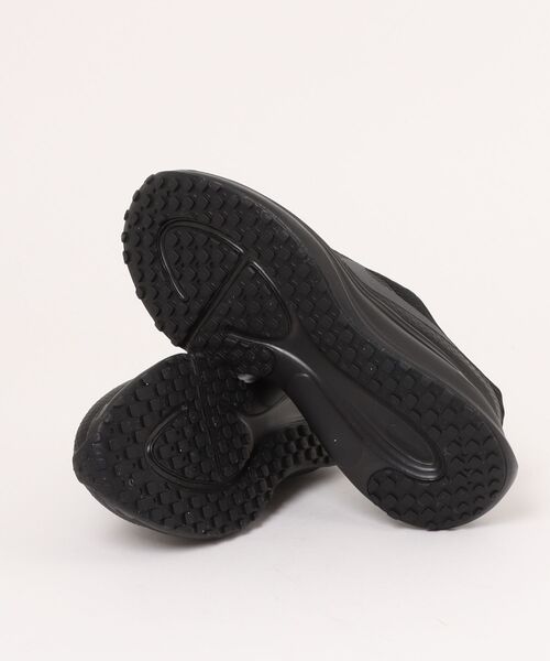NIKE(ナイキ)の「NIKE ナイキ W REVOLUTION 8【軽量】レディーススニーカー ランニングシューズ(Wレボリューション8)(スニーカー・レディース・ブラック×ブラック・22.5cm/23.0cm/23.5cm/24.0cm/24.5cm/25.0cm/25.5cm)」の3枚目の写真