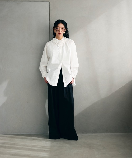 Lutim by u(ルチバイユー)の「フリルカラークラシカルブラウス(シャツ/ブラウス・レディース・ブラック/ホワイト/ブラウン・FREE)」の5枚目の写真