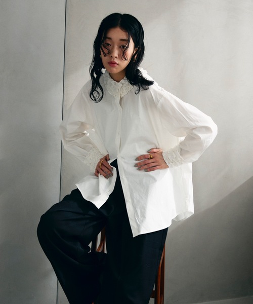 Lutim by u(ルチバイユー)の「フリルカラークラシカルブラウス(シャツ/ブラウス・レディース・ブラック/ホワイト/ブラウン・FREE)」の13枚目の写真