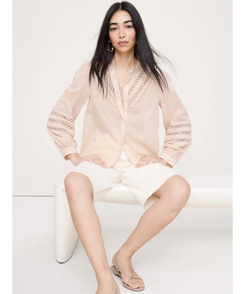 Banana Republic(バナナリパブリック)の「コットン インセットレース ブラウス(シャツ/ブラウス・レディース・ベージュ/ブラック・S/XS/L/M)」の2枚目の写真
