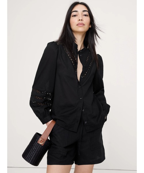 Banana Republic(バナナリパブリック)の「コットン インセットレース ブラウス(シャツ/ブラウス・レディース・ベージュ/ブラック・S/XS/L/M)」の1枚目の写真