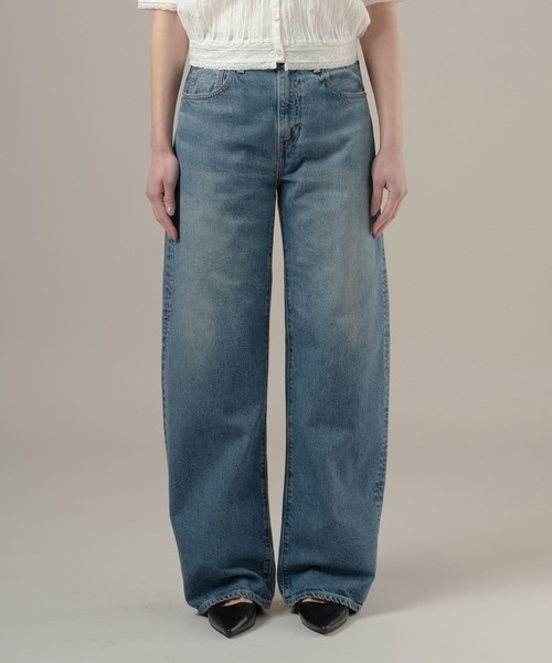 Levi's(リーバイス)の「Levi's/リーバイス BLUETAB(TM) DROP バレルジーンズ MADE IN JAPAN(デニムパンツ・レディース・インディゴブルー・23inch/24inch/25inch/26inch/27inch/28inch)」の5枚目の写真
