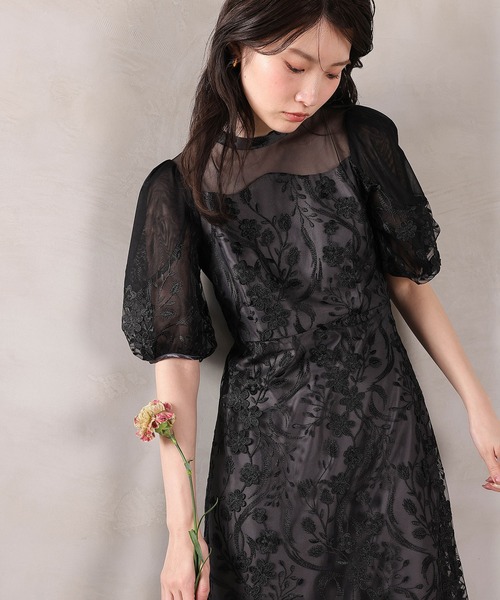 Kana（カナ）の「刺繍レース ウェーブデザイン チュールバルーンスリーブ Aラインワンピースドレス パーティー 結婚式 お呼ばれ オケージョン（ドレス・レディース・ピンク/ライトグレー/ブラック・M）」の2枚目の写真