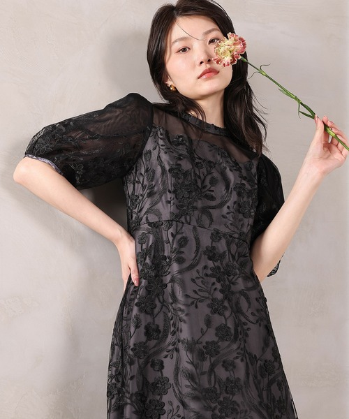 Kana（カナ）の「刺繍レース ウェーブデザイン チュールバルーンスリーブ Aラインワンピースドレス パーティー 結婚式 お呼ばれ オケージョン（ドレス・レディース・ピンク/ライトグレー/ブラック・M）」の6枚目の写真