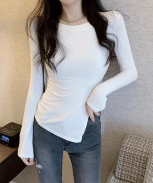 SallyLunn(サリーラン)の「アンバランスフィットトップス(Tシャツ/カットソー・レディース・ホワイト/ブラック・LARGE/MEDIUM)」の2枚目の写真