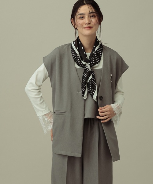 LAKOLE（ラコレ）の「【セレモニー／卒入式にも】＜多機能素材＞パウダリーツイルジレ / 638612（ベスト・レディース・ネイビー系8/チャコールグレー/グレー・FREE）」の3枚目の写真