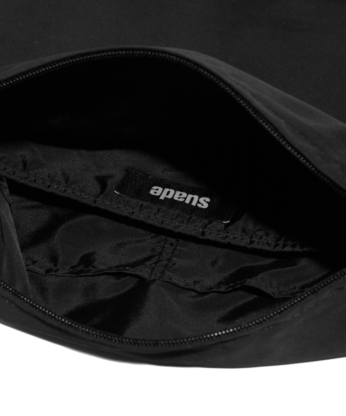 suade（スエード）の「BUCKLE HALFMOON CROSS BAG [BLACK]（メッセンジャーバッグ・レディース・その他・FREE）」の11枚目の写真