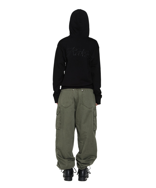 AAKAM（アーカム）の「Oblique Zippered Cargo Pants (Khaki)（その他パンツ・レディース・その他・1/2）」の7枚目の写真