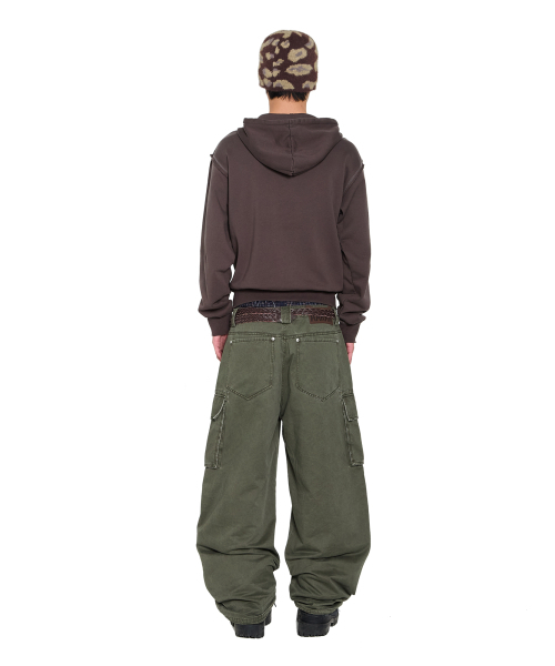 AAKAM（アーカム）の「Oblique Zippered Cargo Pants (Khaki)（その他パンツ・レディース・その他・1/2）」の13枚目の写真