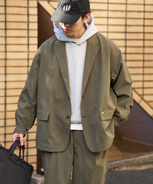 CIAOPANIC TYPY（チャオパニックティピー）の「【molmol】撥水/洗濯可/男女兼用/ドライバーズワイドジャケット/ミノテックリップ（テーラードジャケット・レディース・チャコールグレー/オリーブ・MEDIUM/LARGE）」の11枚目の写真